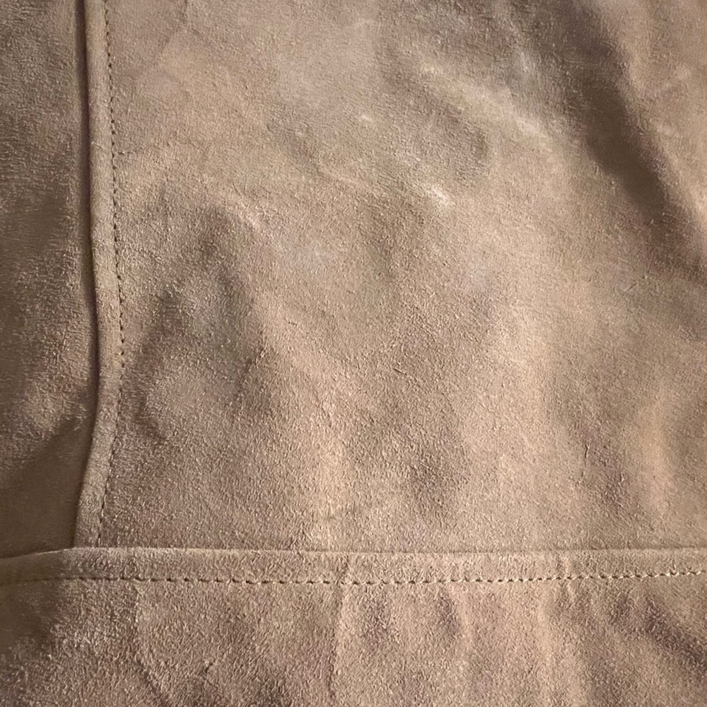 Stylish Women's Brown Suede Jacket - Picture 6 of 6